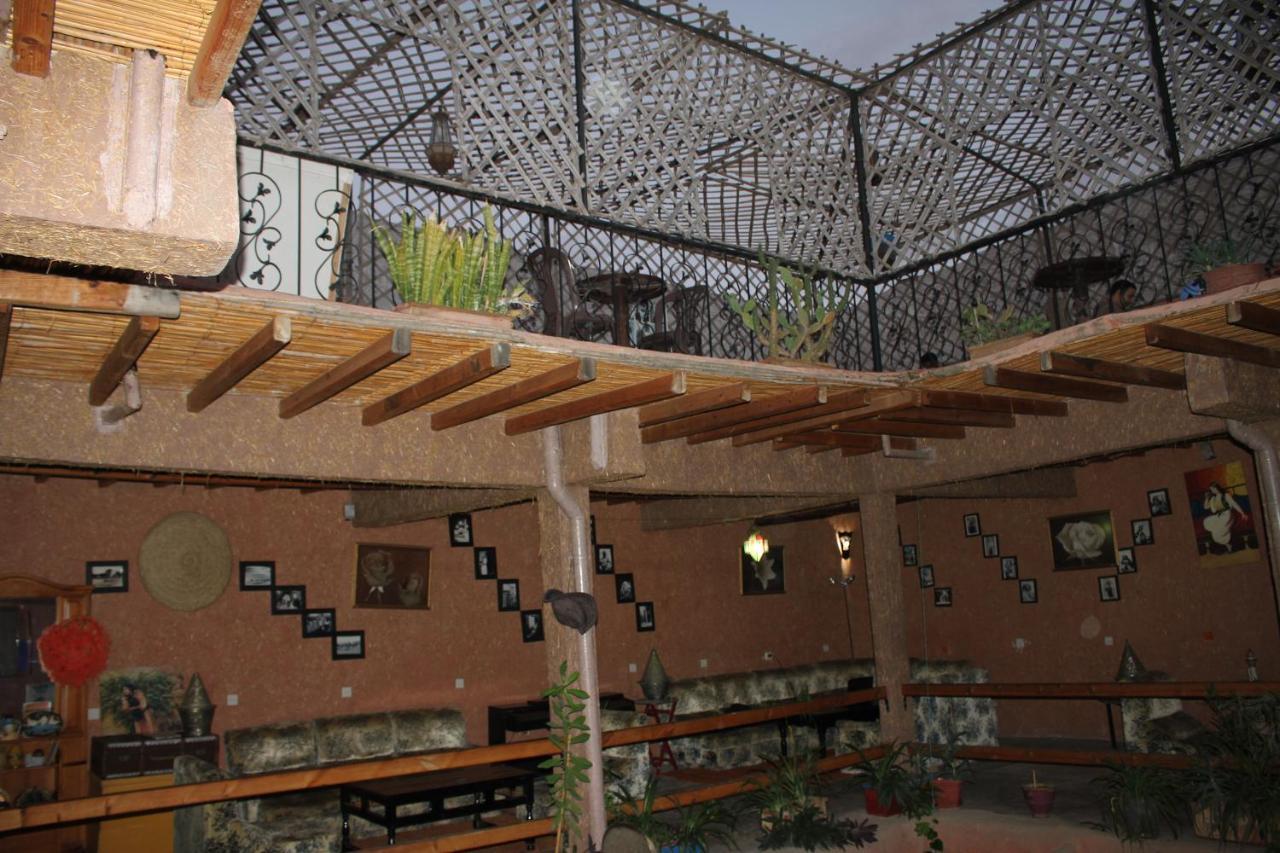 Riad Asrir Tiznit Buitenkant foto