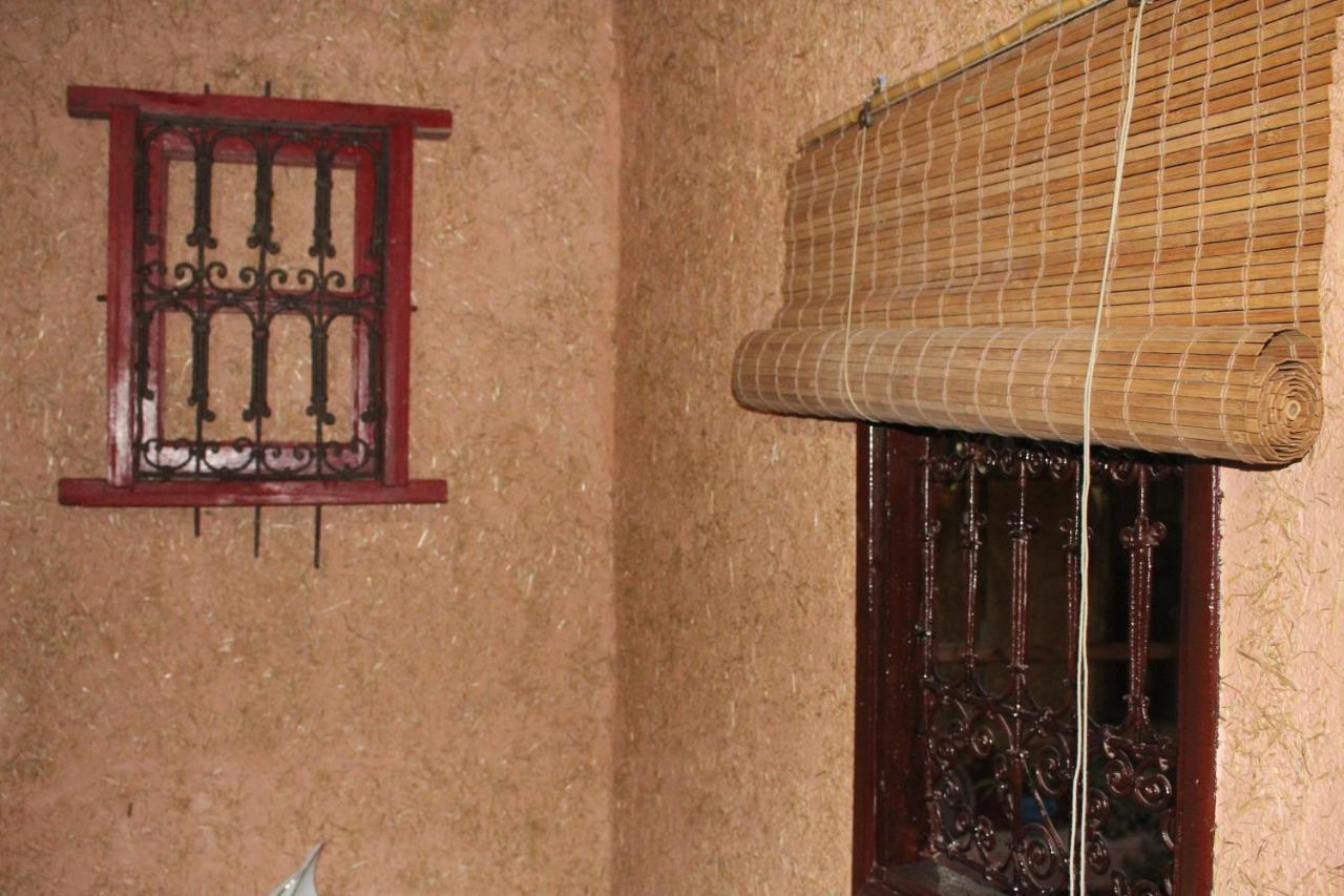 Riad Asrir Tiznit Buitenkant foto