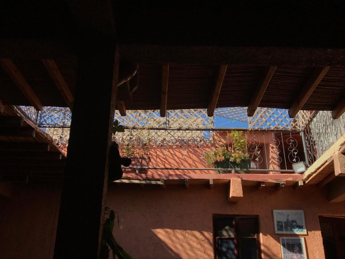 Riad Asrir Tiznit Buitenkant foto